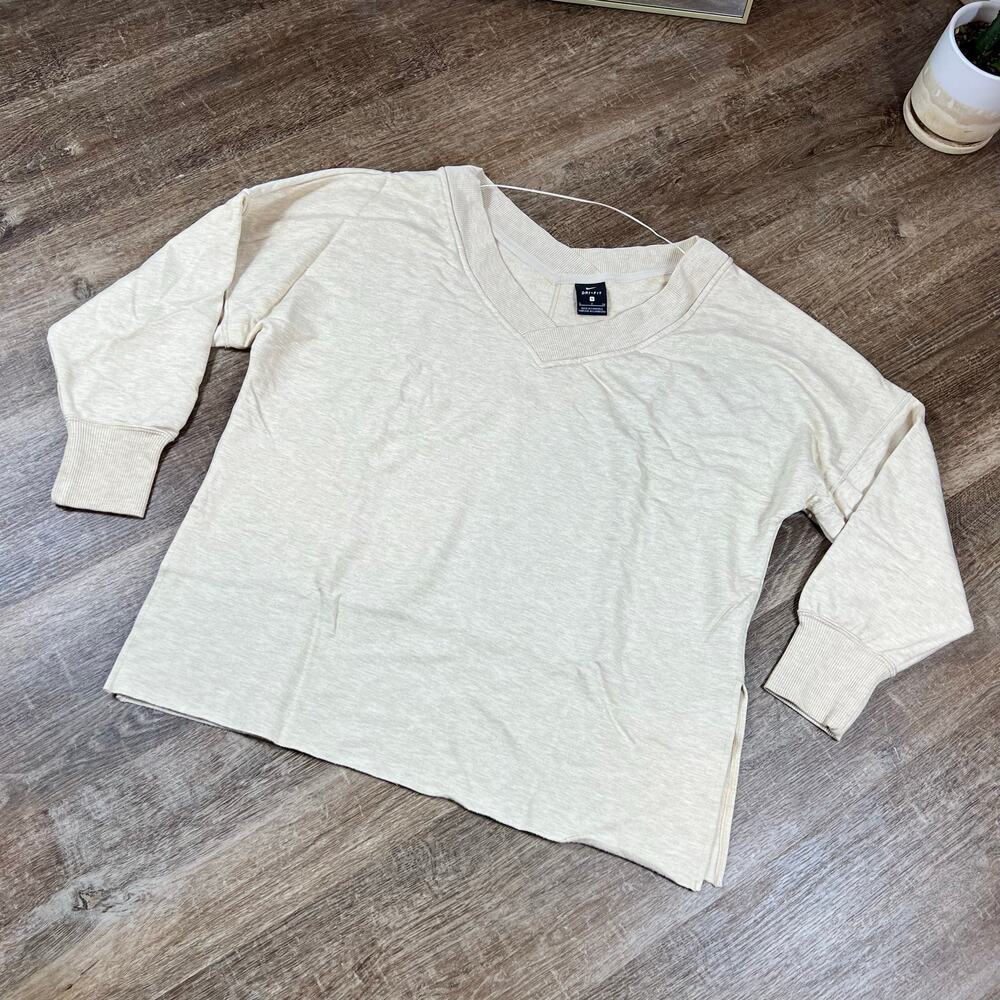 Nike Yoga Luxe Fleece V-Neck Sweatshirt Tan Oversized Slouchy Pullover Athletic - Picture 2 of 5